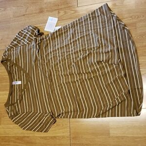 NWT LulaRoe v neck striped Christy tee 2X